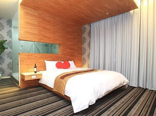 Yoai Hotel Yilan Exterior photo